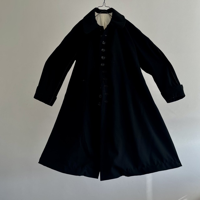 Wool Barathea Fabric Made Over Seam Stitch Raglan-sleeve Coat